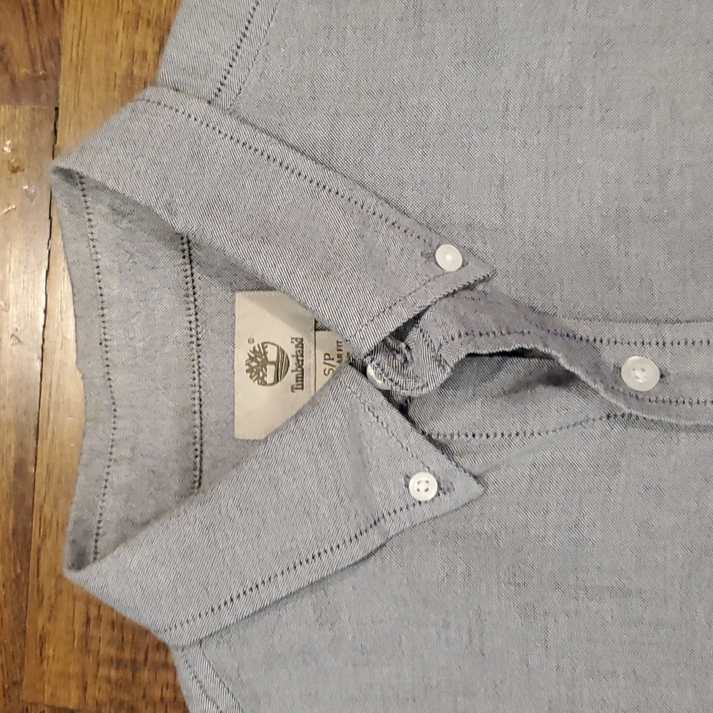 Mens Timberland blue chambray button down shirt size S - Picture 3 of 5